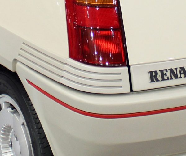 Cantos-1-fase-renault-r5