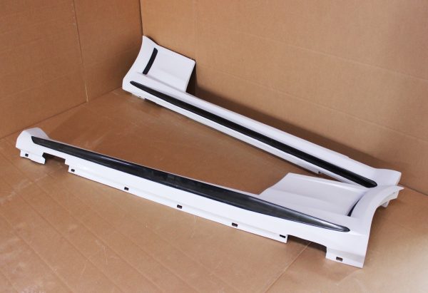 Mercedes-Benz Class C 63 AMG (2008–2015) - Embaladeiras AMG Black Edition