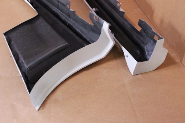 Mercedes-Benz Class C 63 AMG (2008–2015) - Embaladeiras AMG Black Edition