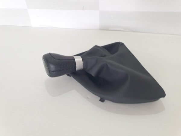BMW-Serie-1-E81-04-11-Manete-de-Mudancas-3