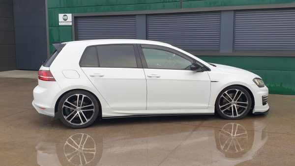 Volkswagen Golf VII (12-17) Modderna (2) Volkswagen Golf VII (12-17) Modderna (2)
