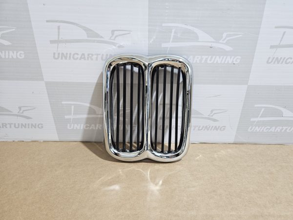 BMW 2002 2º Fase (73-77) - Grelha Frontal (Cromada) (1)