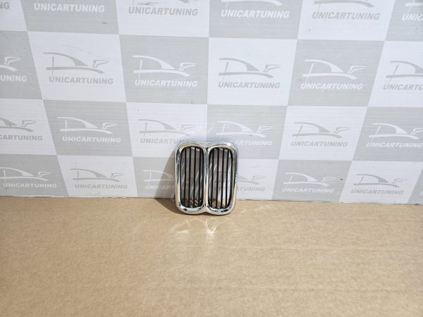 BMW 2002 2º Fase (73-77) - Grelha Frontal (Cromada) (2)