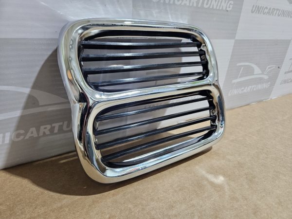 BMW 2002 2º Fase (73-77) - Grelha Frontal (Cromada) (5)