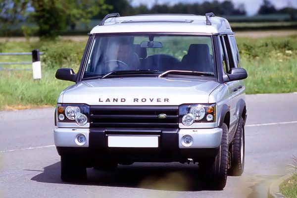 Land Rover Discovery TD5 (2º Gen) – Para-choques Frente tipo Origem