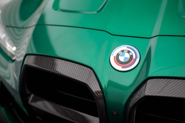 BMW M4 G82 / G82 (facelift) / M440i / 4 Pack M G22 / G22 (facelift) - Carbon Fiber Grelha frontal | CF-BM-4-G82-M-G1-245V-P+ACC | Produto Maxton Design distribuído por Unicartuning. BMW M4 G82 / G82 (facelift) / M440i / 4 Pack M G22 / G22 (facelift) - Carbon Fiber Grelha frontal | CF-BM-4-G82-M-G1-245V-P+ACC | Produto Maxton Design distribuído por Unicartuning.