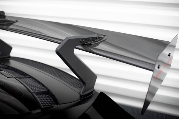 Audi R8 Mk2 - Aileron traseiro em carbono | CF-AU-R8-2F-WING4-245-P | Produto Maxton Design distribuído por Unicartuning. Audi R8 Mk2 - Aileron traseiro em carbono | CF-AU-R8-2F-WING4-245-P | Produto Maxton Design distribuído por Unicartuning.