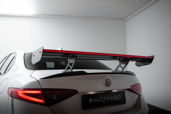Audi A5 Coupé 8T - Aileron traseiro em carbono + LED | CF-AL-GI-1-QV-INT-245-P+LED | Produto Maxton Design distribuído por Unicartuning.