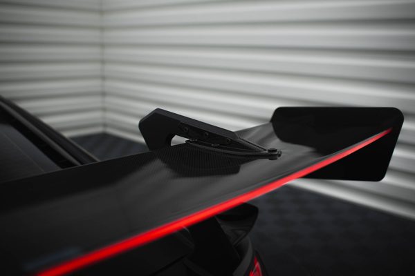 Audi RS3 Sedan / Sportback 8Y - Aileron traseiro em carbono + LED | CF-AU-R8-2F-WING4-245-P+LED | Produto Maxton Design distribuído por Unicartuning. Audi RS3 Sedan / Sportback 8Y - Aileron traseiro em carbono + LED | CF-AU-R8-2F-WING4-245-P+LED | Produto Maxton Design distribuído por Unicartuning.