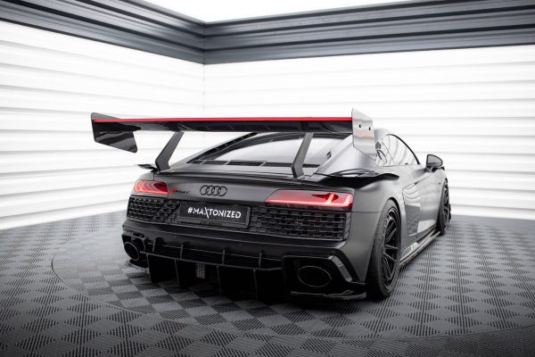 Audi RS3 Sedan / Sportback 8Y - Aileron traseiro em carbono + LED | CF-AU-R8-2F-WING4-245-P+LED | Produto Maxton Design distribuído por Unicartuning. Audi RS3 Sedan / Sportback 8Y - Aileron traseiro em carbono + LED | CF-AU-R8-2F-WING4-245-P+LED | Produto Maxton Design distribuído por Unicartuning.