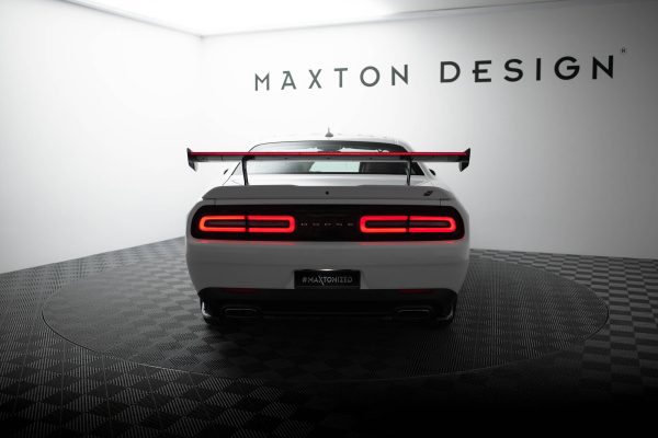 Honda Civic Si Mk10 - Aileron traseiro em carbono + LED | CF-DO-CHL-3-INT-245-P+LED | Produto Maxton Design distribuído por Unicartuning. Honda Civic Si Mk10 - Aileron traseiro em carbono + LED | CF-DO-CHL-3-INT-245-P+LED | Produto Maxton Design distribuído por Unicartuning.