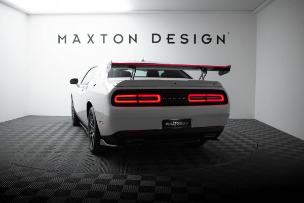 Honda Civic Si Mk10 - Aileron traseiro em carbono + LED | CF-DO-CHL-3-INT-245-P+LED | Produto Maxton Design distribuído por Unicartuning. Honda Civic Si Mk10 - Aileron traseiro em carbono + LED | CF-DO-CHL-3-INT-245-P+LED | Produto Maxton Design distribuído por Unicartuning.