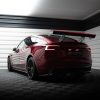 Tesla Model 3 - Aileron traseiro em carbono + LED | CF-TE-MODEL3-1-245-P+LED | Produto Maxton Design distribuído por Unicartuning.
