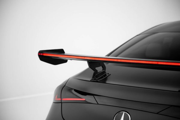 Mercedes-AMG CLE 53 C236 - Aileron traseiro em carbono V.1 + LED | CF-ME-CLE-236-WING5-245-P-1+LED | Produto Maxton Design distribuído por Unicartuning. Mercedes-AMG CLE 53 C236 - Aileron traseiro em carbono V.1 + LED | CF-ME-CLE-236-WING5-245-P-1+LED | Produto Maxton Design distribuído por Unicartuning.