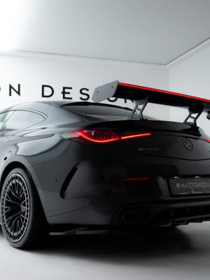 Porsche 718 Cayman 982c - Aileron traseiro em carbono V.2 + LED | CF-ME-CLE-236-WING5-245-P-2+LED | Produto Maxton Design distribuído por Unicartuning. Porsche 718 Cayman 982c - Aileron traseiro em carbono V.2 + LED | CF-ME-CLE-236-WING5-245-P-2+LED | Produto Maxton Design distribuído por Unicartuning.