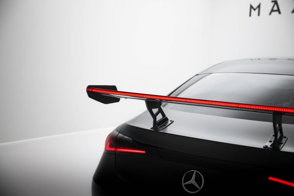 Mercedes-AMG CLE 53 C236 - Aileron traseiro em carbono V.2 + LED | CF-ME-CLE-236-WING5-245-P-2+LED | Produto Maxton Design distribuído por Unicartuning. Mercedes-AMG CLE 53 C236 - Aileron traseiro em carbono V.2 + LED | CF-ME-CLE-236-WING5-245-P-2+LED | Produto Maxton Design distribuído por Unicartuning.