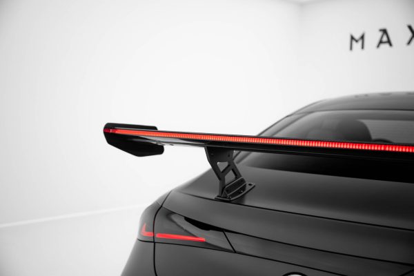 Mercedes-AMG CLE 53 C236 - Aileron traseiro em carbono V.2 + LED | CF-ME-CLE-236-WING5-245-P-2+LED | Produto Maxton Design distribuído por Unicartuning. Mercedes-AMG CLE 53 C236 - Aileron traseiro em carbono V.2 + LED | CF-ME-CLE-236-WING5-245-P-2+LED | Produto Maxton Design distribuído por Unicartuning.