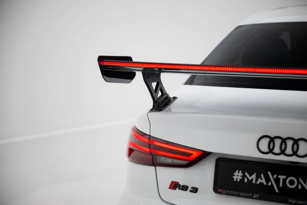 Audi A3 / A3 S-Line / S3 / RS3 Sedan 8V / 8V (facelift) - Aileron traseiro em carbono com suportes + LED | CF-AU-S3-8V-S-WING5-EXT-245-P+LED | Produto Maxton Design distribuído por Unicartuning. Audi A3 / A3 S-Line / S3 / RS3 Sedan 8V / 8V (facelift) - Aileron traseiro em carbono com suportes + LED | CF-AU-S3-8V-S-WING5-EXT-245-P+LED | Produto Maxton Design distribuído por Unicartuning.