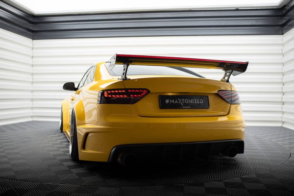 Audi A5 Coupé 8T - Aileron traseiro em carbono com suportes + LED | CF-AU-A5-1-WING5-EXT-245-P+LED | Produto Maxton Design distribuído por Unicartuning. Audi A5 Coupé 8T - Aileron traseiro em carbono com suportes + LED | CF-AU-A5-1-WING5-EXT-245-P+LED | Produto Maxton Design distribuído por Unicartuning.