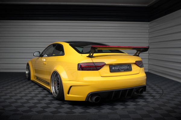 Audi A5 Coupé 8T - Aileron traseiro em carbono com suportes + LED | CF-AU-A5-1-WING5-EXT-245-P+LED | Produto Maxton Design distribuído por Unicartuning. Audi A5 Coupé 8T - Aileron traseiro em carbono com suportes + LED | CF-AU-A5-1-WING5-EXT-245-P+LED | Produto Maxton Design distribuído por Unicartuning.
