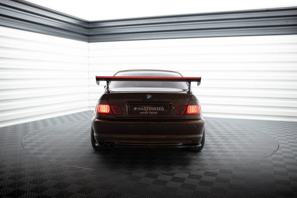 BMW 3 Coupé E46 - Aileron traseiro em carbono com suportes + LED | CF-BM-3-46-C-WING5-EXT-245-P+LED | Produto Maxton Design distribuído por Unicartuning. BMW 3 Coupé E46 - Aileron traseiro em carbono com suportes + LED | CF-BM-3-46-C-WING5-EXT-245-P+LED | Produto Maxton Design distribuído por Unicartuning.