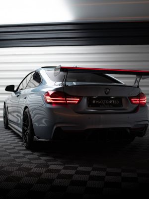BMW 4 F32 / 4 F32 Pack M Coupé - Aileron traseiro em carbono com suportes + LED | CF-BM-4-F32-WING5-EXT-245-P+LED | Produto Maxton Design distribuído por Unicartuning.