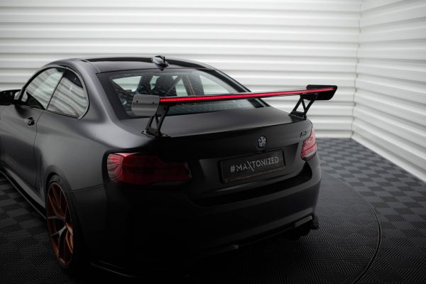 BMW M2 F87 / 2 / 2 Pack M F22 - Aileron traseiro em carbono com suportes + LED | CF-BM-M2-F87-WING5-EXT-245-P+LED | Produto Maxton Design distribuído por Unicartuning. BMW M2 F87 / 2 / 2 Pack M F22 - Aileron traseiro em carbono com suportes + LED | CF-BM-M2-F87-WING5-EXT-245-P+LED | Produto Maxton Design distribuído por Unicartuning.