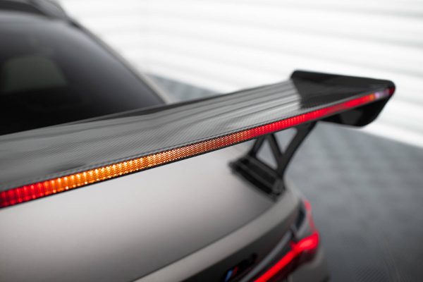 BMW M4 G82 / G82 (facelift) / M440i / 4 Pack M G22 / G22 (facelift) - Aileron traseiro em carbono com suportes + LED | CF-BM-4-G82-M-WING5-EXT-245-P+LED | Produto Maxton Design distribuído por Unicartuning. BMW M4 G82 / G82 (facelift) / M440i / 4 Pack M G22 / G22 (facelift) - Aileron traseiro em carbono com suportes + LED | CF-BM-4-G82-M-WING5-EXT-245-P+LED | Produto Maxton Design distribuído por Unicartuning.
