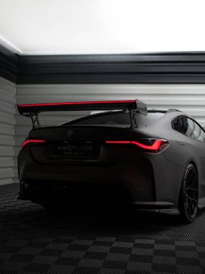 BMW M4 G82 / G82 (facelift) / M440i / 4 Pack M G22 / G22 (facelift) - Aileron traseiro em carbono com suportes + LED | CF-BM-4-G82-M-WING5-EXT-245-P+LED | Produto Maxton Design distribuído por Unicartuning. BMW M4 G82 / G82 (facelift) / M440i / 4 Pack M G22 / G22 (facelift) - Aileron traseiro em carbono com suportes + LED | CF-BM-4-G82-M-WING5-EXT-245-P+LED | Produto Maxton Design distribuído por Unicartuning.