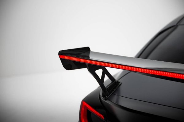 Toyota GR86 / Subaru BRZ Mk2 - Aileron traseiro em carbono com suportes + LED | CF-TO-GR86-1-WING5-EXT-245-P+LED | Produto Maxton Design distribuído por Unicartuning. Toyota GR86 / Subaru BRZ Mk2 - Aileron traseiro em carbono com suportes + LED | CF-TO-GR86-1-WING5-EXT-245-P+LED | Produto Maxton Design distribuído por Unicartuning.