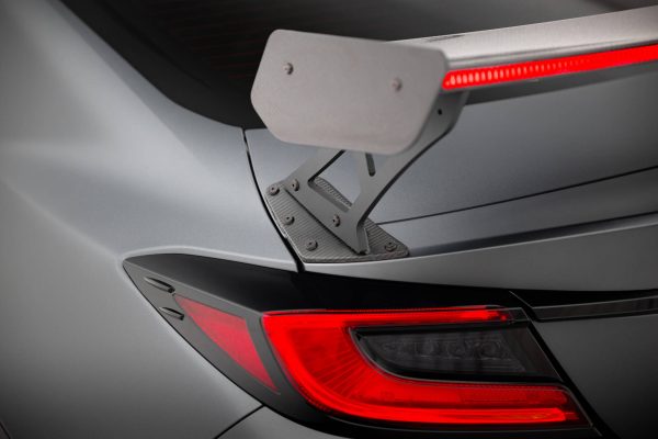 Toyota GR86 / Subaru BRZ Mk2 - Aileron traseiro em carbono com suportes + LED | CF-TO-GR86-1-WING5-EXT-245-P+LED | Produto Maxton Design distribuído por Unicartuning. Toyota GR86 / Subaru BRZ Mk2 - Aileron traseiro em carbono com suportes + LED | CF-TO-GR86-1-WING5-EXT-245-P+LED | Produto Maxton Design distribuído por Unicartuning.