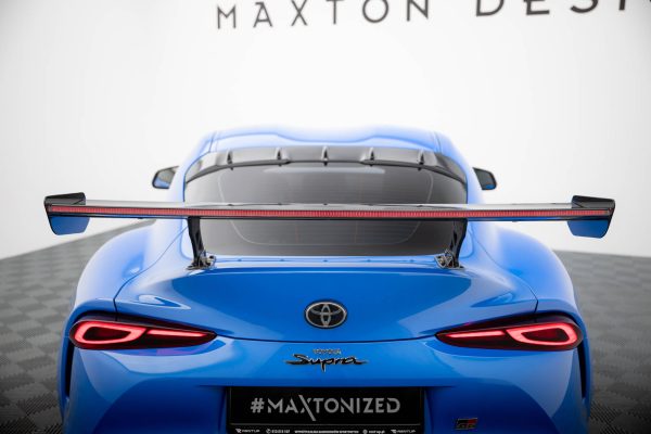 Toyota Supra Mk5 - Aileron traseiro em carbono com suportes + LED | CF-TO-SU-5-WING5-EXT-245-P+LED | Produto Maxton Design distribuído por Unicartuning. Toyota Supra Mk5 - Aileron traseiro em carbono com suportes + LED | CF-TO-SU-5-WING5-EXT-245-P+LED | Produto Maxton Design distribuído por Unicartuning.
