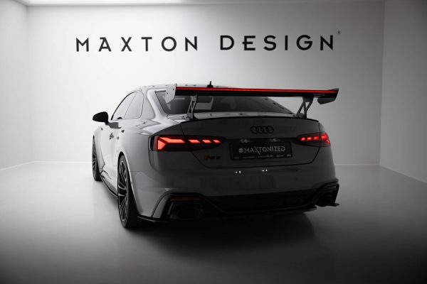 Audi A5 / A5 S-Line / S5 / RS5 Coupé F5 / F5 (facelift) - Aileron traseiro em carbono V.1 + LED | CF-AU-S5-2F-C-WING5-EXT-245-P+LED-1 | Produto Maxton Design distribuído por Unicartuning.