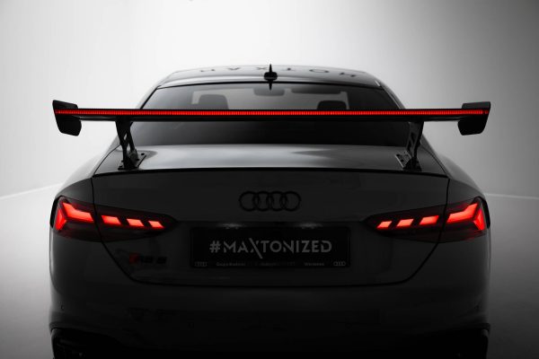 Audi A5 / A5 S-Line / S5 / RS5 Coupé F5 / F5 (facelift) - Aileron traseiro em carbono V.2 + LED | CF-AU-S5-2F-C-WING5-EXT-245-P+LED-2 | Produto Maxton Design distribuído por Unicartuning.