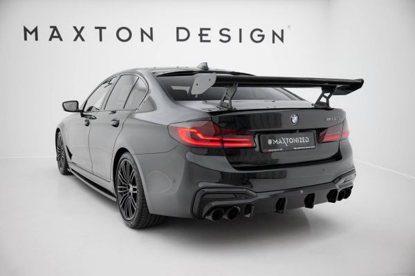 BMW 7 Pack M G11 (facelift) - Aileron traseiro em carbono com suportes | CF-BM-5-G30-MPACK-WING5-INT-245-P-1 | Produto Maxton Design distribuído por Unicartuning. BMW 7 Pack M G11 (facelift) - Aileron traseiro em carbono com suportes | CF-BM-5-G30-MPACK-WING5-INT-245-P-1 | Produto Maxton Design distribuído por Unicartuning.