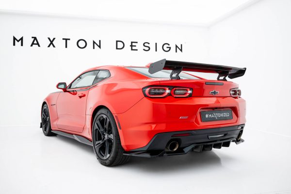 Chevrolet Camaro SS Mk6 (facelift) - Aileron traseiro em carbono com suportes | CF-CH-CA-6F-SS-WING5-INT-245-P | Produto Maxton Design distribuído por Unicartuning. Chevrolet Camaro SS Mk6 (facelift) - Aileron traseiro em carbono com suportes | CF-CH-CA-6F-SS-WING5-INT-245-P | Produto Maxton Design distribuído por Unicartuning.