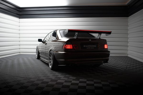 BMW 3 / M3 Coupé E92 - Aileron traseiro em carbono com suportes + LED | CF-BM-3-46-C-WING5-INT-245-P+LED | Produto Maxton Design distribuído por Unicartuning. BMW 3 / M3 Coupé E92 - Aileron traseiro em carbono com suportes + LED | CF-BM-3-46-C-WING5-INT-245-P+LED | Produto Maxton Design distribuído por Unicartuning.