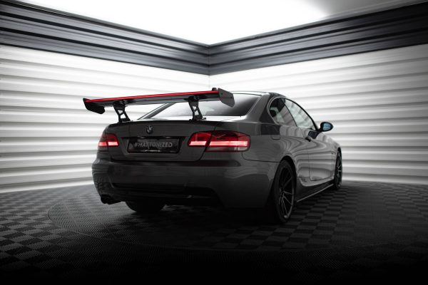 BMW M3 G80 / M340i G20 / 3 Pack M G20 / 3 Standard G20 - Aileron traseiro em carbono com suportes + LED | CF-BM-3-92-WING5-INT-245-P+LED | Produto Maxton Design distribuído por Unicartuning.