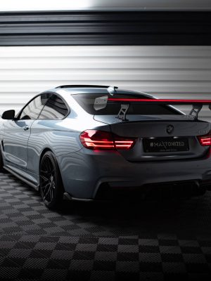 BMW M4 G82 - Aileron traseiro em carbono com suportes + LED | CF-BM-4-F32-WING5-INT-245-P+LED | Produto Maxton Design distribuído por Unicartuning. BMW M4 G82 - Aileron traseiro em carbono com suportes + LED | CF-BM-4-F32-WING5-INT-245-P+LED | Produto Maxton Design distribuído por Unicartuning.