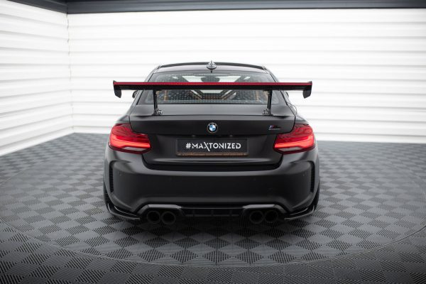 BMW M2 G87 - Aileron traseiro em carbono com suportes + LED | CF-BM-M2-F87-WING5-INT-245-P+LED | Produto Maxton Design distribuído por Unicartuning.