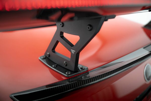 pol_po_Carbon-Spoiler-With-Internal-Brackets-Uprights-LED-BMW-M2-G87-22145_12 BMW M2 G87 - Aileron traseiro em carbono com suportes + LED
