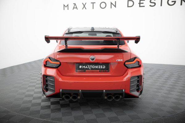 BMW M2 G87 - Aileron traseiro em carbono com suportes + LED | CF-BM-M2-G87-WING5-INT-245-P+LED | Produto Maxton Design distribuído por Unicartuning. BMW M2 G87 - Aileron traseiro em carbono com suportes + LED | CF-BM-M2-G87-WING5-INT-245-P+LED | Produto Maxton Design distribuído por Unicartuning.