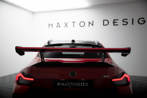 BMW M2 G87 - Aileron traseiro em carbono com suportes + LED | CF-BM-M2-G87-WING5-INT-245-P+LED | Produto Maxton Design distribuído por Unicartuning. BMW M2 G87 - Aileron traseiro em carbono com suportes + LED | CF-BM-M2-G87-WING5-INT-245-P+LED | Produto Maxton Design distribuído por Unicartuning.