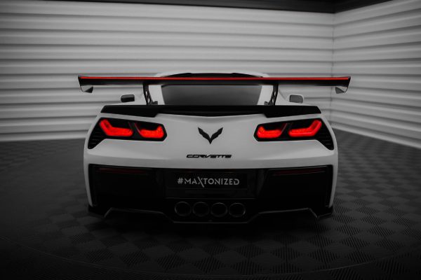 Chevrolet Corvette C8 - Aileron traseiro em carbono com suportes + LED | CF-CH-CO-C7-WING5-INT-245-P+LED | Produto Maxton Design distribuído por Unicartuning. Chevrolet Corvette C8 - Aileron traseiro em carbono com suportes + LED | CF-CH-CO-C7-WING5-INT-245-P+LED | Produto Maxton Design distribuído por Unicartuning.