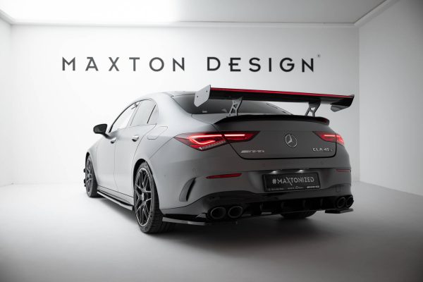 Mercedes-Benz CLA Coupé C118 / C118 (facelift) - Aileron traseiro em carbono com suportes + LED | CF-ME-CLA-118-WING5-INT-245-P+LED | Produto Maxton Design distribuído por Unicartuning.