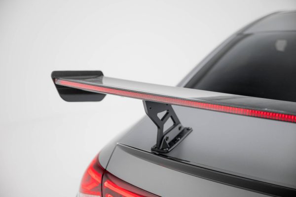 Mercedes-Benz CLA Coupé C118 / C118 (facelift) - Aileron traseiro em carbono com suportes + LED | CF-ME-CLA-118-WING5-INT-245-P+LED | Produto Maxton Design distribuído por Unicartuning.
