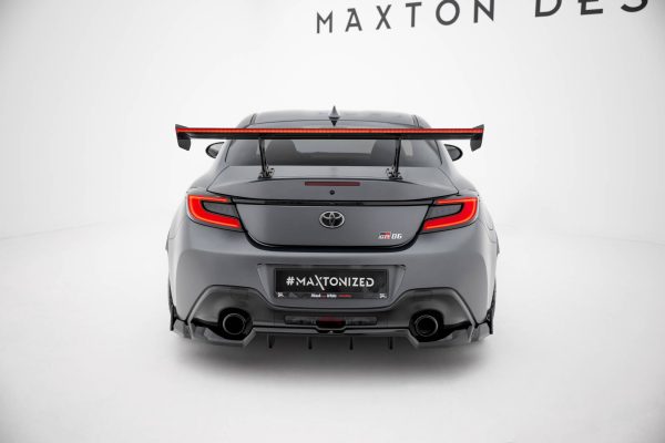 Toyota GR86 / Subaru BRZ Mk2 - Aileron traseiro em carbono com suportes + LED | CF-TO-GR86-1-WING5-INT-245-P-2+LED | Produto Maxton Design distribuído por Unicartuning.