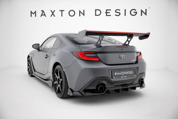 Toyota GR86 / Subaru BRZ Mk2 - Aileron traseiro em carbono com suportes + LED | CF-TO-GR86-1-WING5-INT-245-P-2+LED | Produto Maxton Design distribuído por Unicartuning.