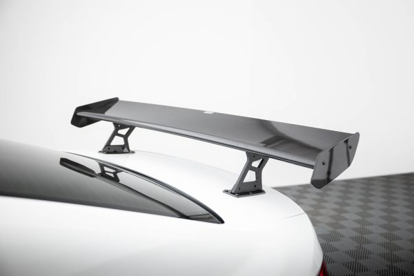 Audi R8 Mk2 (facelift) - Aileron traseiro em carbono com suportes + LED | CF-VW-JE-7-GLI-WING5-INT-245-P+LED | Produto Maxton Design distribuído por Unicartuning. Audi R8 Mk2 (facelift) - Aileron traseiro em carbono com suportes + LED | CF-VW-JE-7-GLI-WING5-INT-245-P+LED | Produto Maxton Design distribuído por Unicartuning.