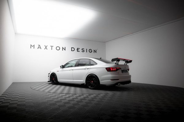 Audi R8 Mk2 (facelift) - Aileron traseiro em carbono com suportes + LED | CF-VW-JE-7-GLI-WING5-INT-245-P+LED | Produto Maxton Design distribuído por Unicartuning. Audi R8 Mk2 (facelift) - Aileron traseiro em carbono com suportes + LED | CF-VW-JE-7-GLI-WING5-INT-245-P+LED | Produto Maxton Design distribuído por Unicartuning.